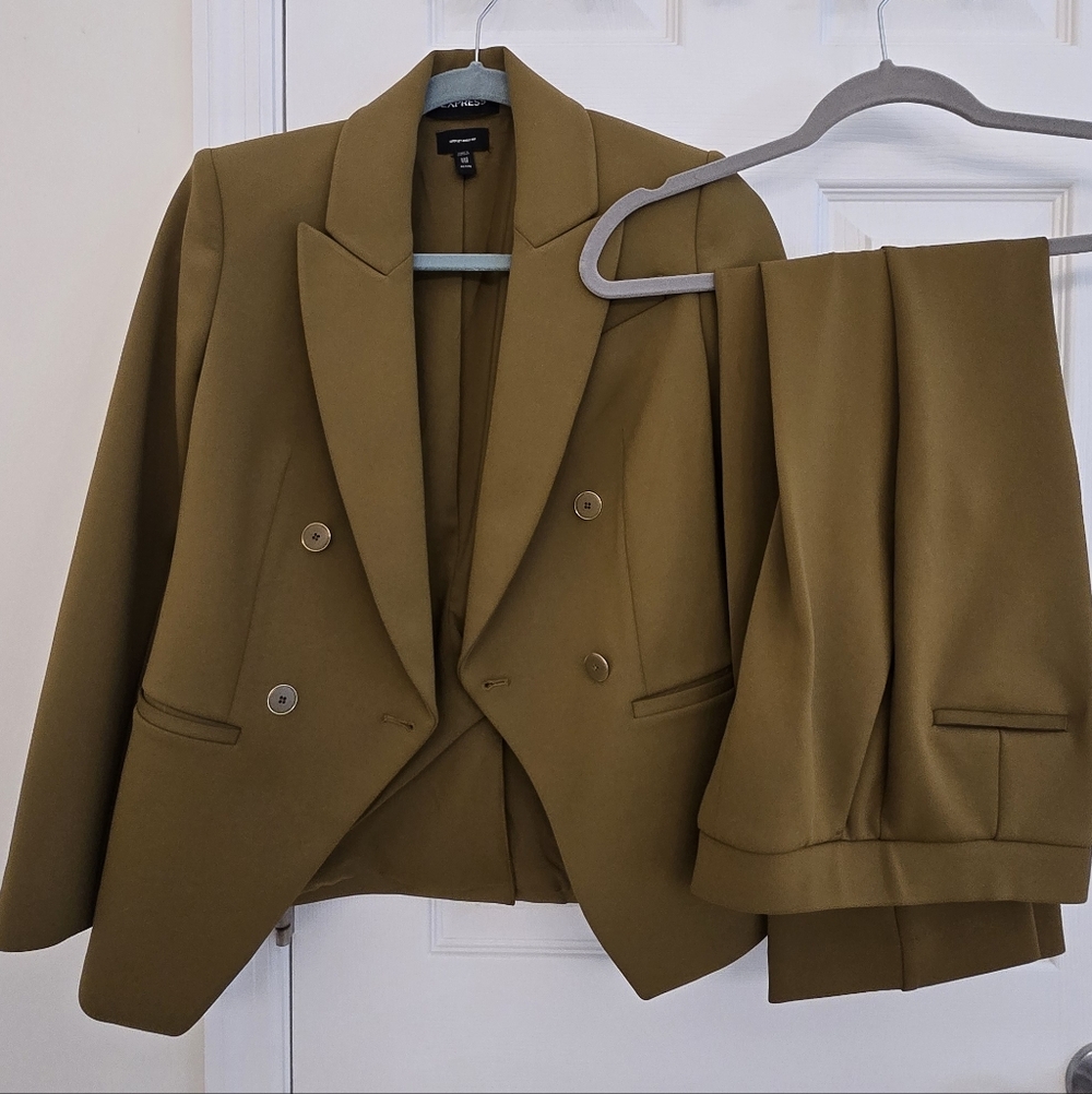 Express SUPERSOFT DOUBLE KNIT Double-Breasted Jacket & Flared Trousers -Olive